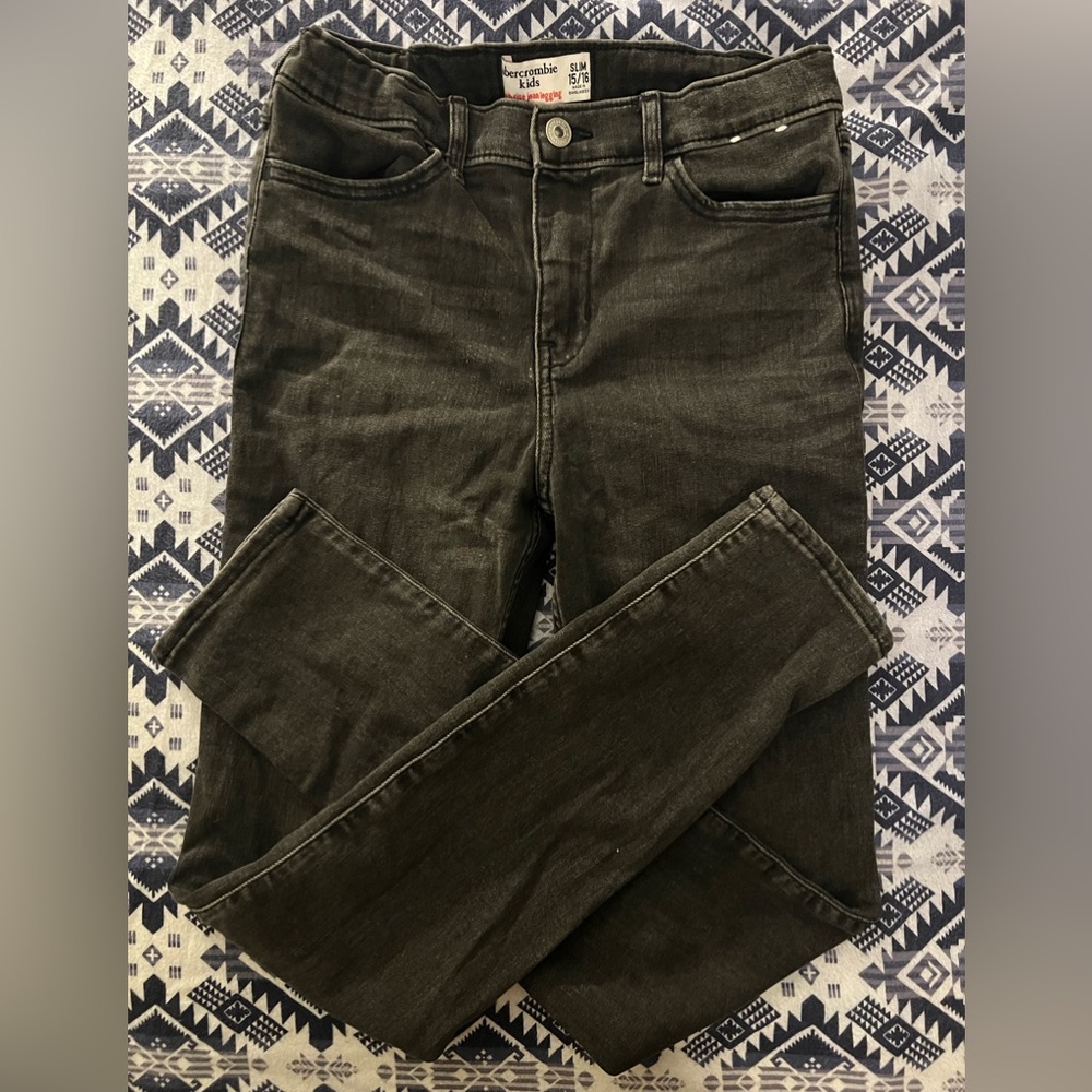 Abercrombie kids Slim 15/16